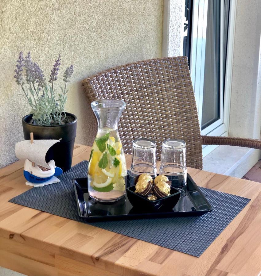 Apartment Coco Hvar Town